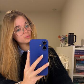 Babysitter in Wevelgem: Ashley