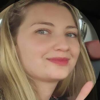 Babysitter in Rouen: Melissa