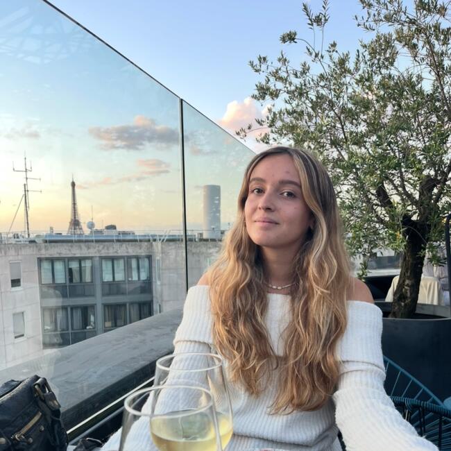 Babysitter di Tibubeneng: Justine