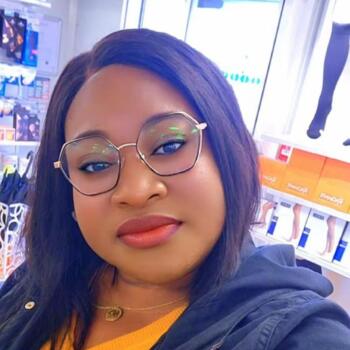 Childminder in Joué-lès-Tours: Malicka