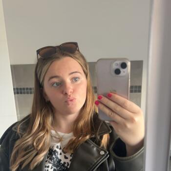 Babysitter Longuenesse: Faustine