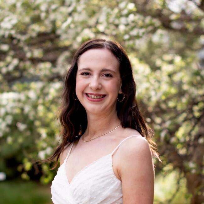 Babysitter in Wichita: Anja