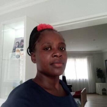 Babysitter in Randburg: Mayble