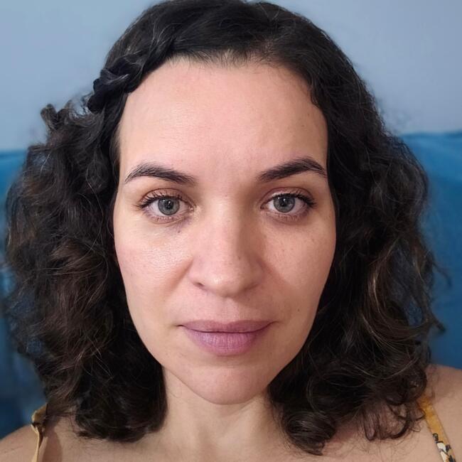 Babysitting job in Peruíbe: Priscila