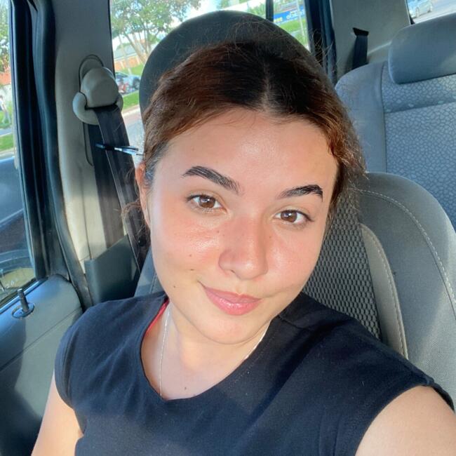 Babá em Senador Canedo: Yasmim