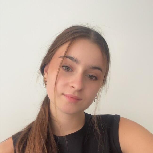 Babysitter in Reims: Léa
