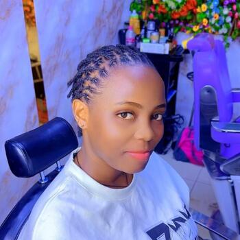 مربية أطفال في دبي: Nampembe