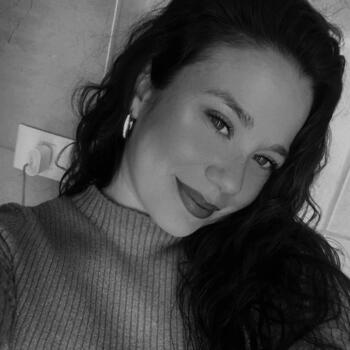 Babysitter in Macul: Alexandra katherine