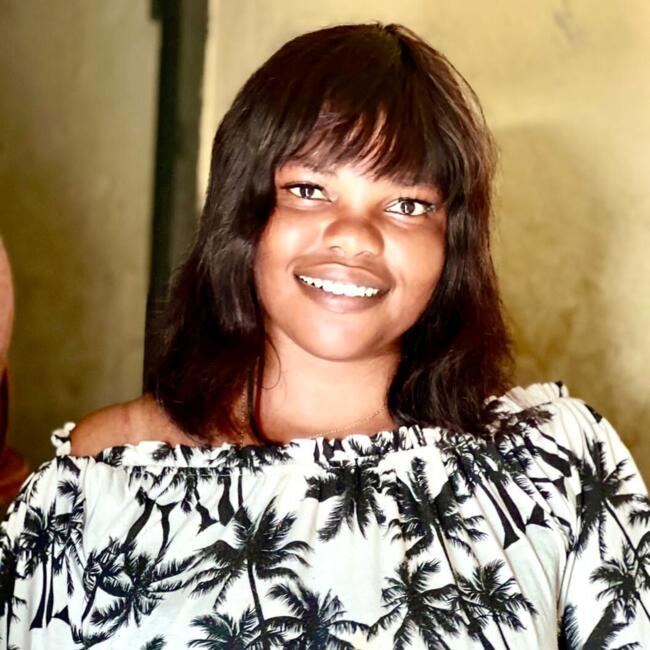 Babysitter in Abidjan: Ange Rita