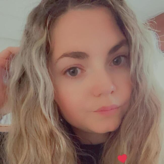 Babysitter in Saint-Julien-en-Genevois: Joanna