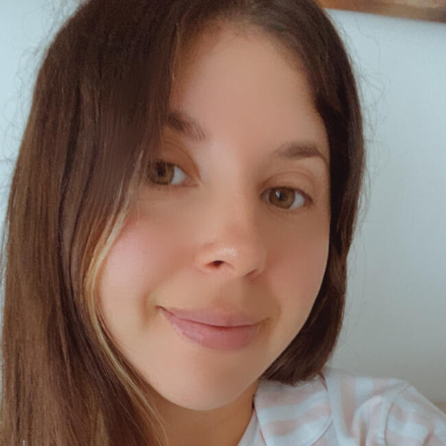 Babysitter em Porto: Camila