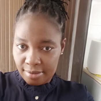 Babysitter Nairobi: Doris