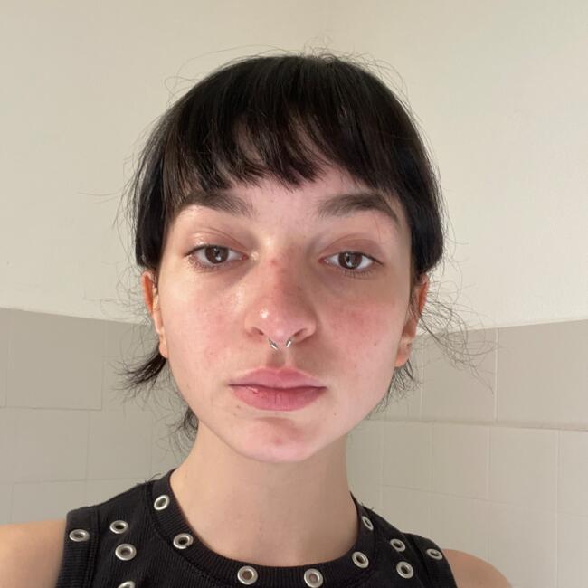 Job de garde d'enfants à Agen: Le monde de carla