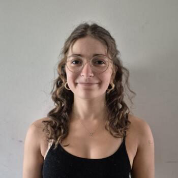 Baby-sitter in Richmond Hill: Lily