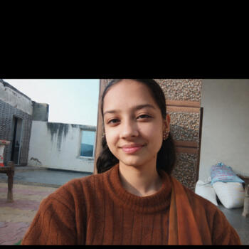 Babysitter in Jaipur: Dixita