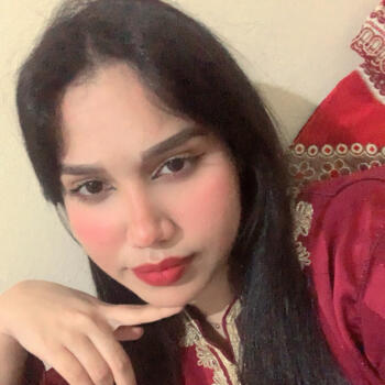 Babysitter in Meknès: Douha