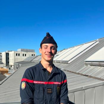 Babysitter in Champagne-au-Mont-d'Or: Erwan