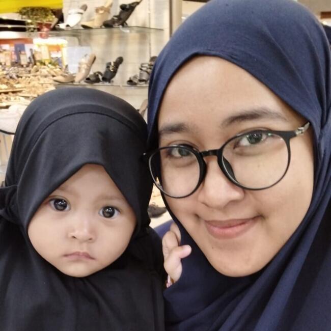Lowongan pekerjaan babysitting di Sidoarjo: Wanda