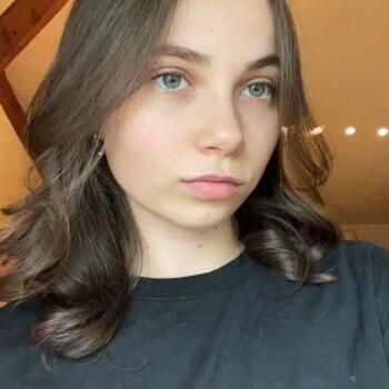 Babysitter in Ingrandes: Alicia