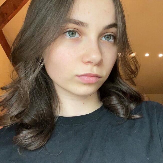 Babysitter in Ingrandes: Alicia