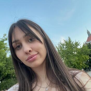 Bébiszitter: Budapest: Dominika