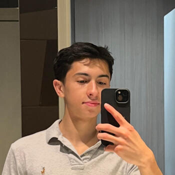 Babysitter in Le Plessis-Robinson: Luis