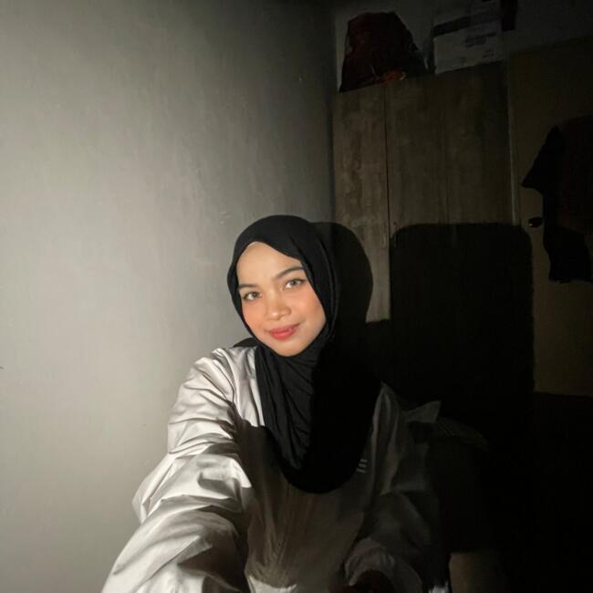 Pengasuh di Penampang (Penampang): Siti marsyakila