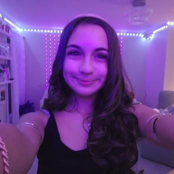 Babysitter in Millstone: Gianna