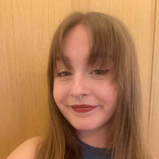 Babysitter in Liège: Emelyne