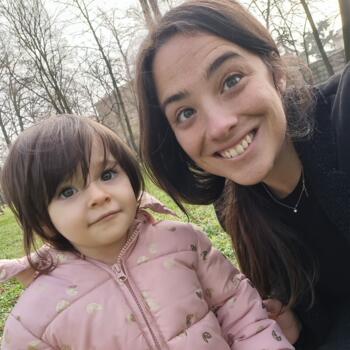 Babysitting job in Parma: babysitting job Vale