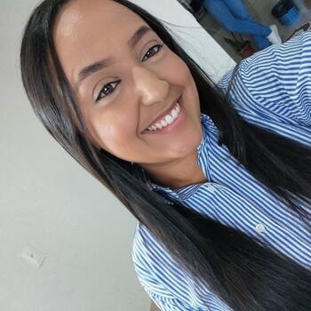 Babá em Massaranduba: Edna