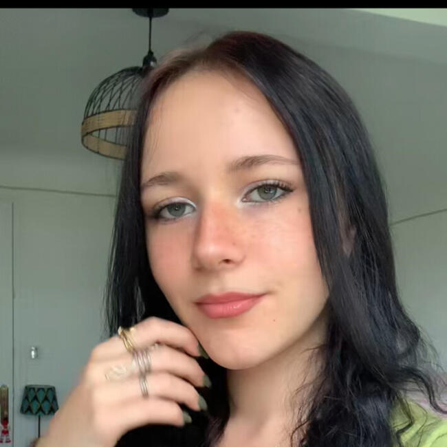 Babysitter in Toulouse: Julia