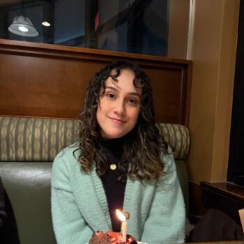 Baby-sitter in Winnipeg: Annika