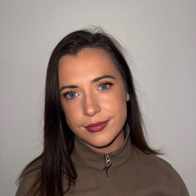 Babysitter in Brisbane: Emily