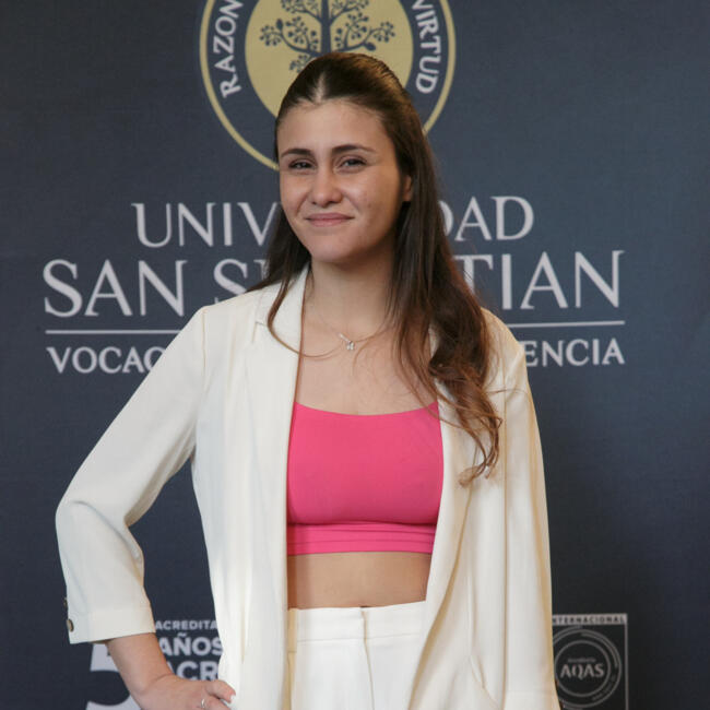 Canguro en Mollet del Vallés: Valentina