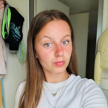Babysitter Torigny-les-Villes: Alissa
