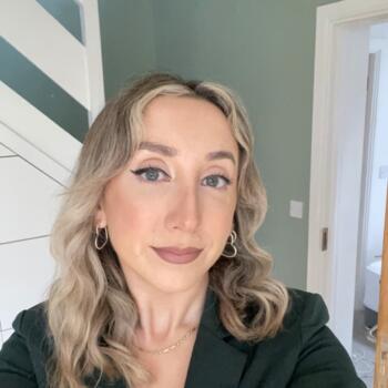 Babysitter in Galway: Ciara