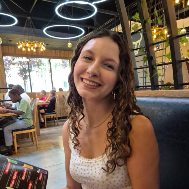 Babysitter in Amiens: Emma