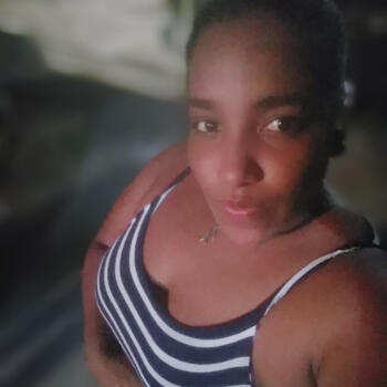 Babysitter in Uberlândia: Vanessa