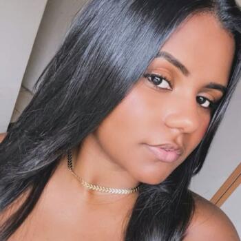 Babysitter Belo Horizonte: Dhara