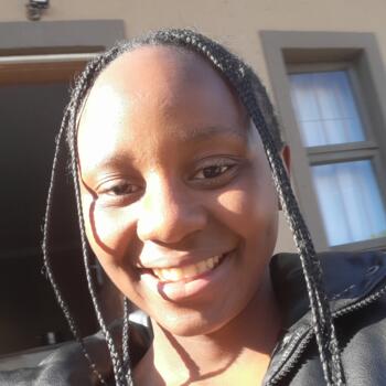 Babysitter in Centurion: Privilege