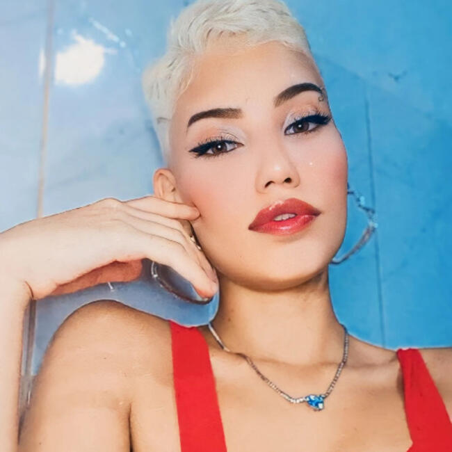 Babá em Jandira: Karla