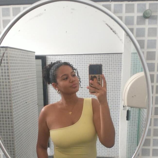 Babá em Aracaju: Mariana