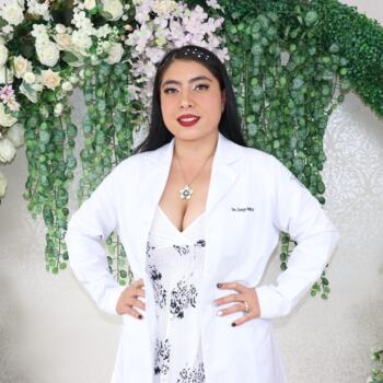 Babysitter in Cuenca: Evelyn