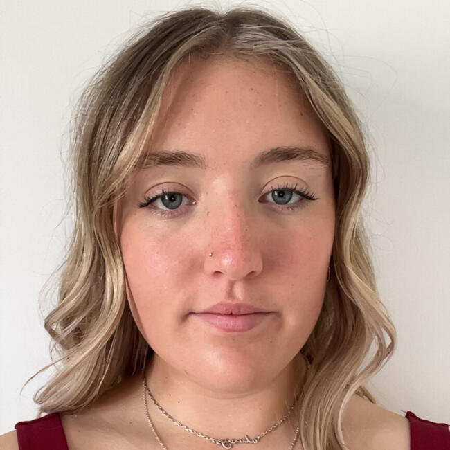 Babysitter in Loughborough: Isabel