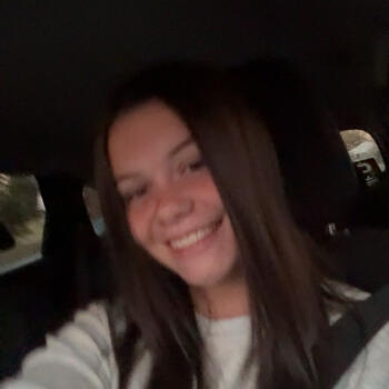 Babysitter in Mildura: Madison