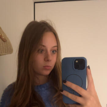 Babysitter Beveren: Charlotte