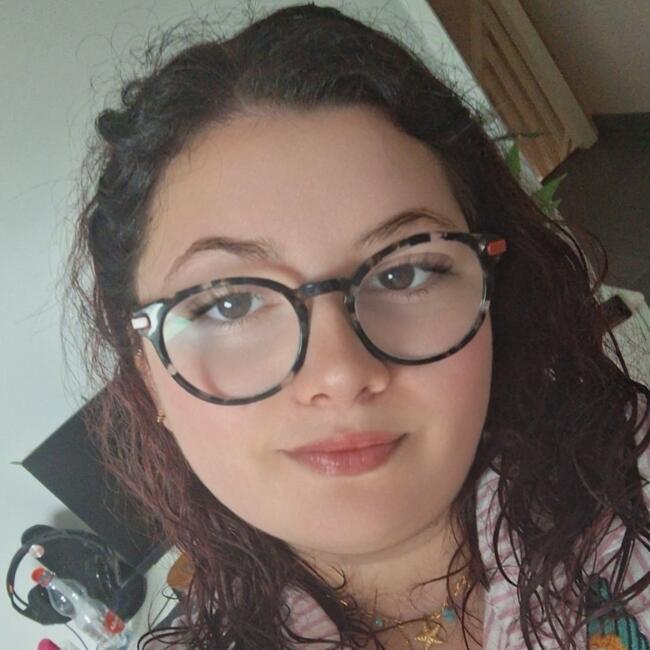 Babysitter in Varangéville: Lola