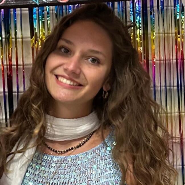 Babysitter in Lille: Apolline