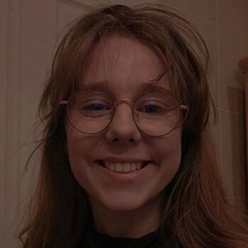 Babysitter in Saint-Julien-lès-Metz: Alix